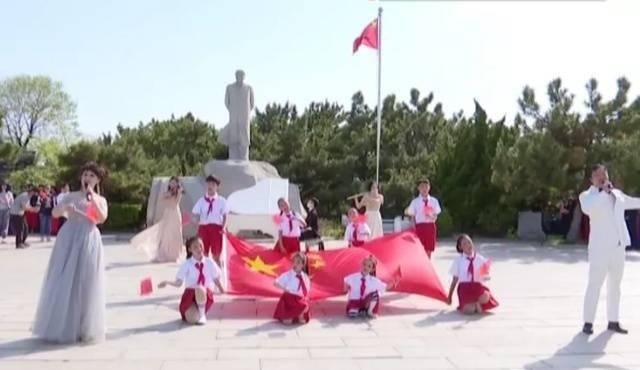 蒲江县委常委春节前走访慰问西来敬老院特困老人